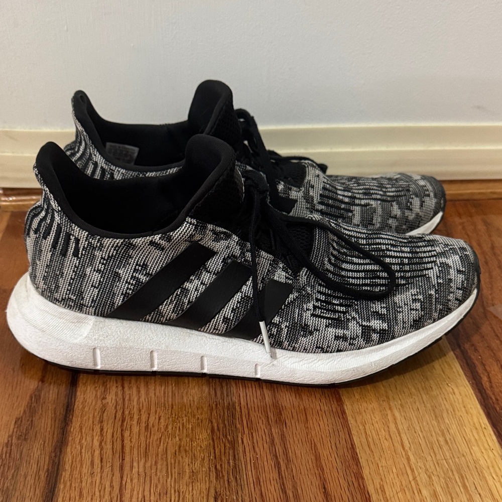 Adidas Monochrome Knit Sneakers - Picture 2 of 3